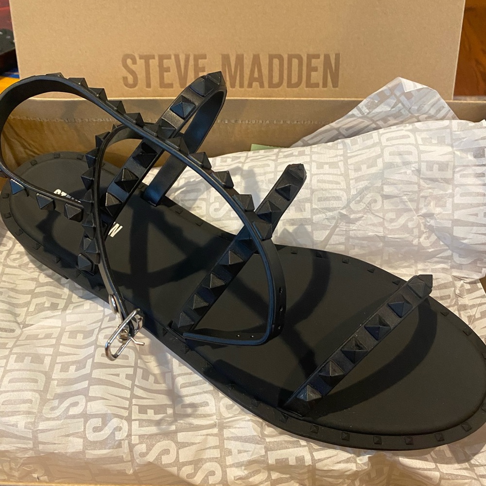 Steve Madden Travel J Sandal